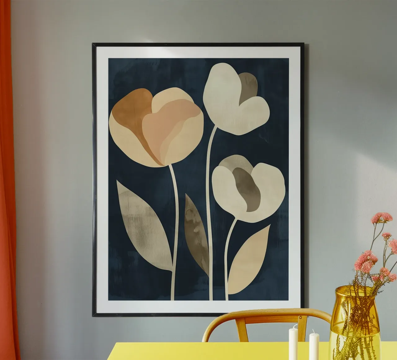 Fiori di mezzanotte poster con telaio in plastica da Seed & Signal