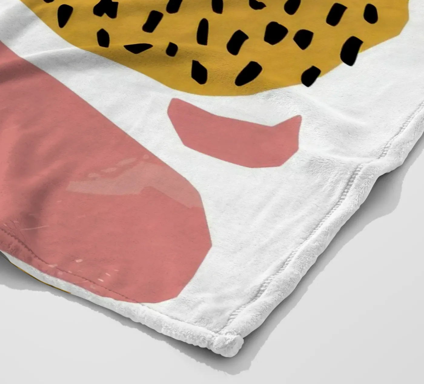 Abstracte vorm dans fleecedeken van Lyra Glaze