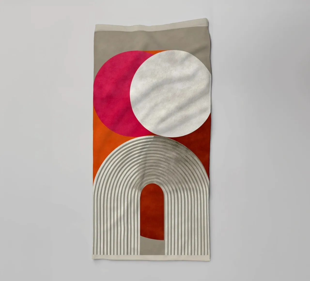 Symmetrical circle design towel by Carinaprint