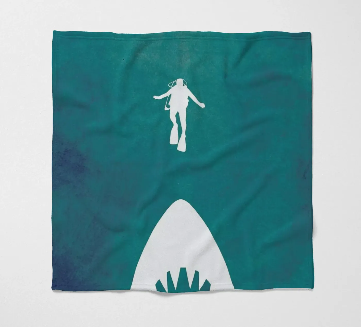 Jaws Inspired Fleecedecke von Calm The Ham