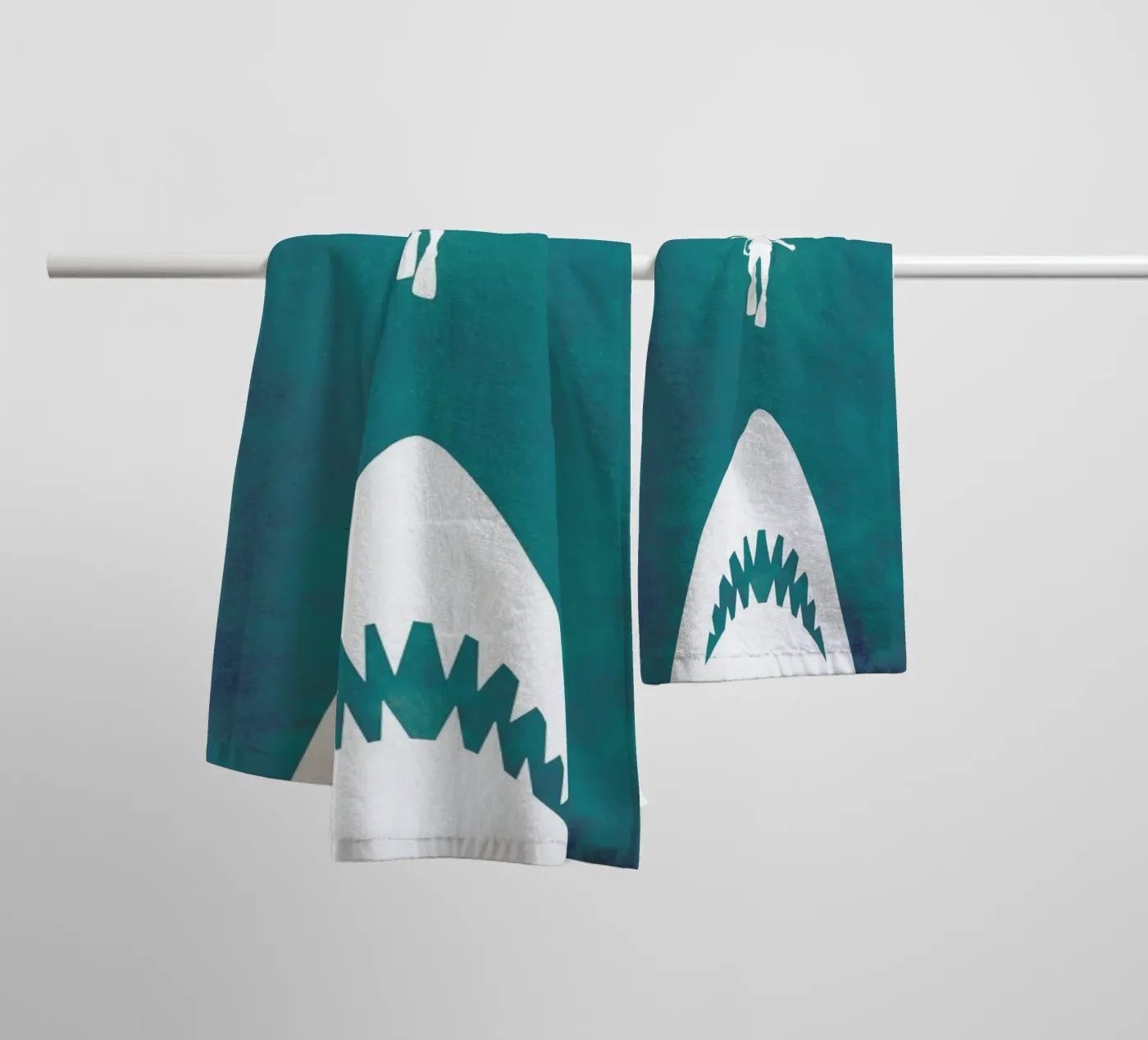 Jaws Inspired badhanddoek van Calm The Ham