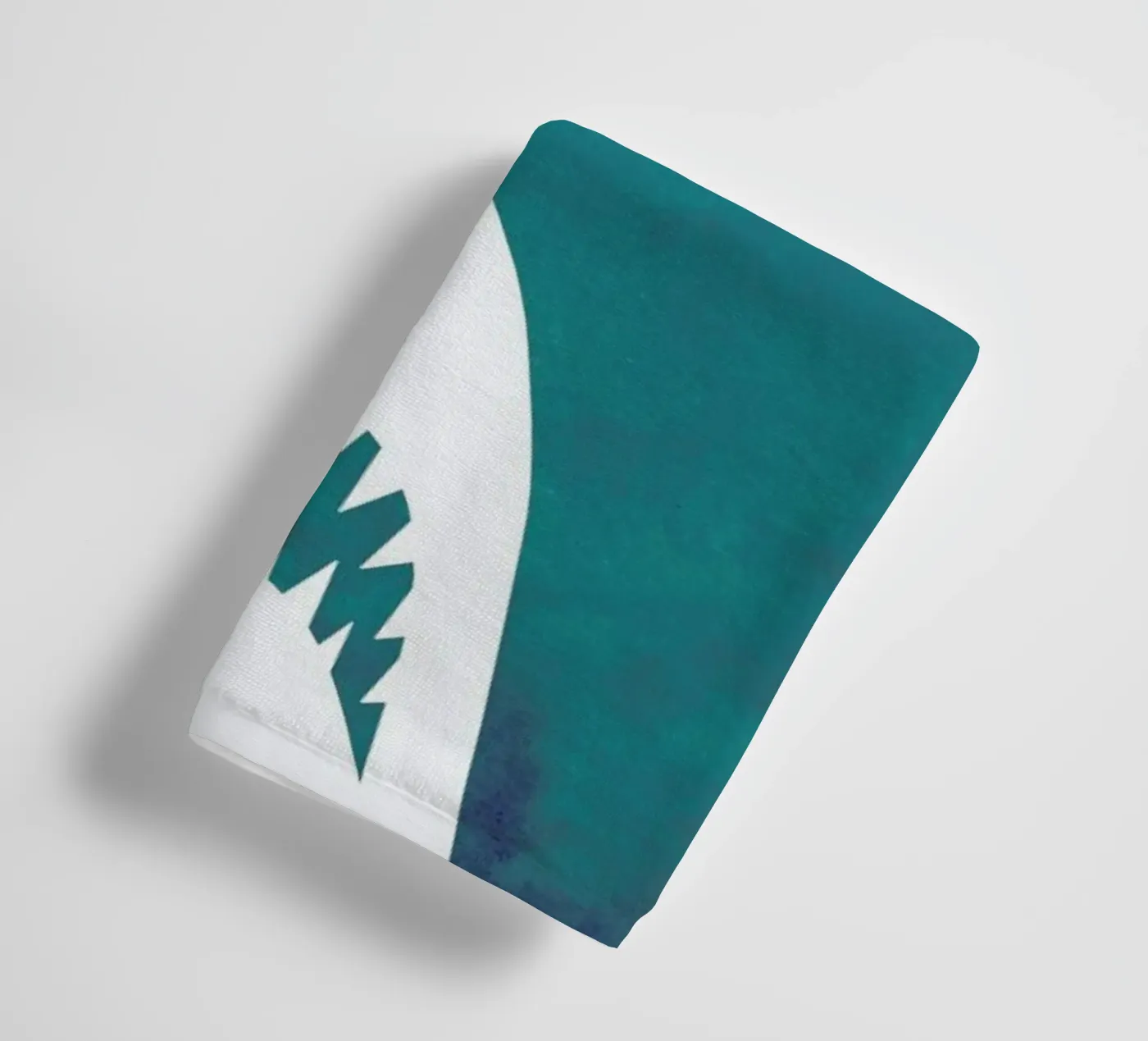 Jaws Inspired badhanddoek van Calm The Ham