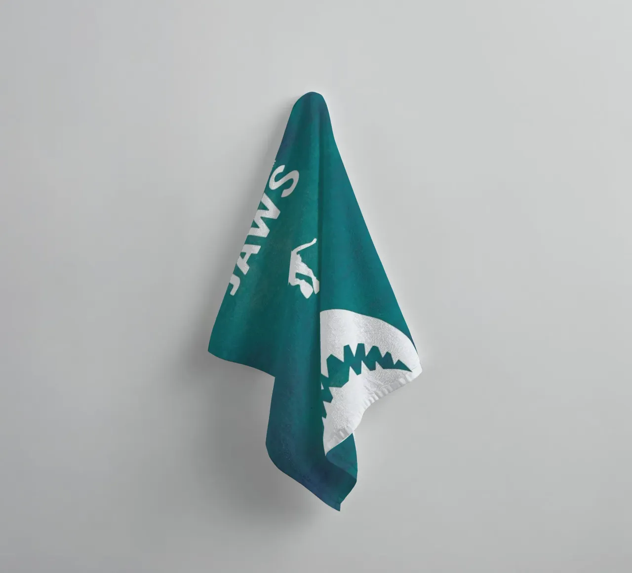 Jaws Inspired asciugamano da bagno da Calm The Ham