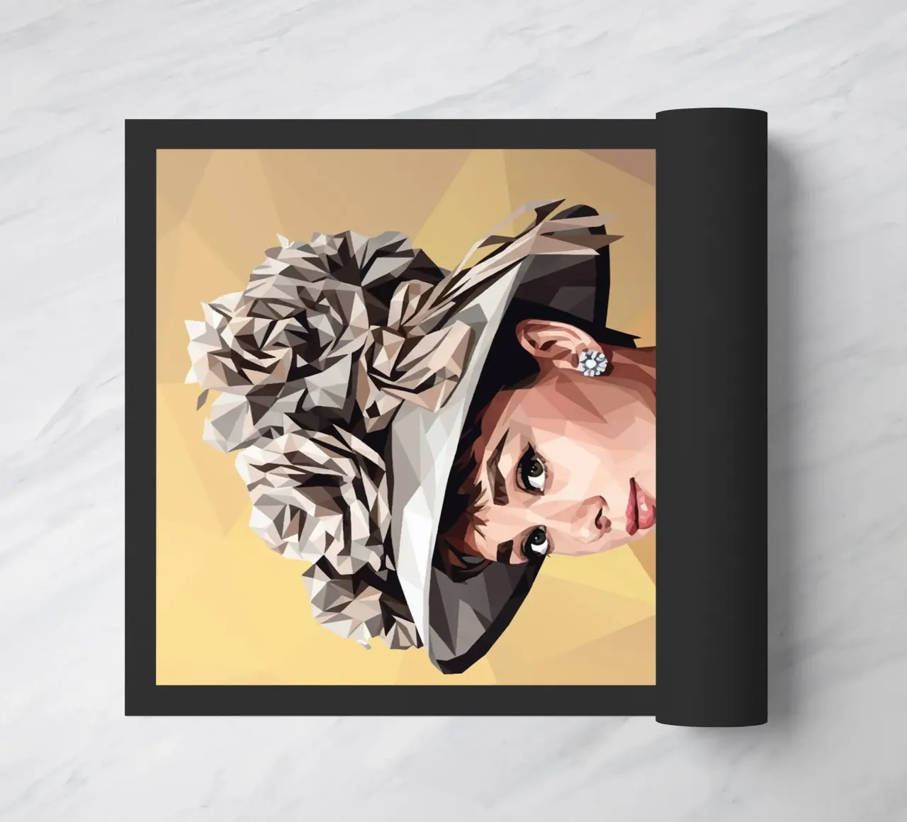 Audrey Hepburn con un cappello stravagante Lowpoly zerbino da Low Profile