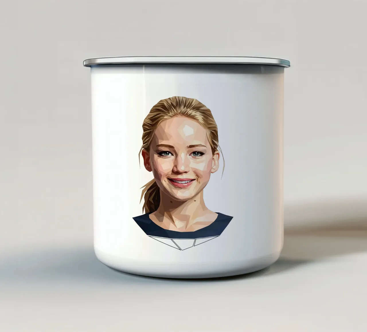 Jennifer Lawrence Lowpoly tazza in smalto da Low Profile