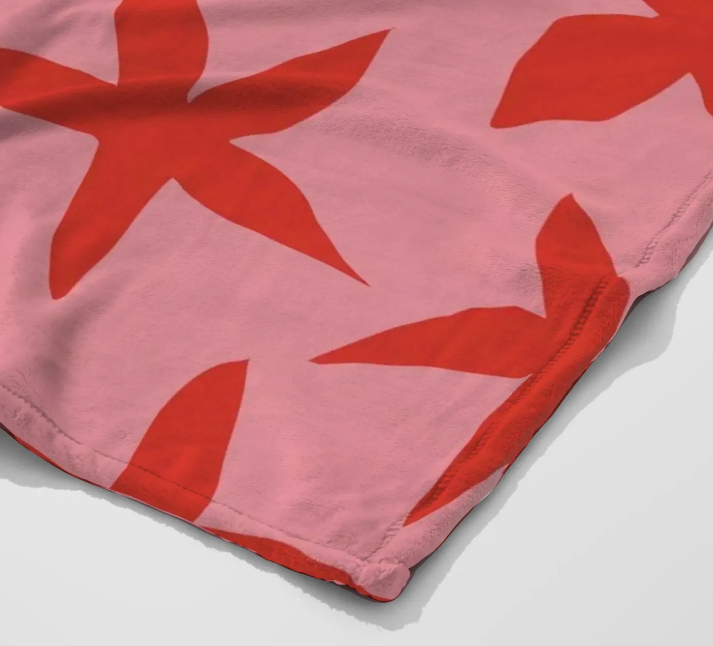 Botanical pattern 17 Fleecedecke von Little Dean