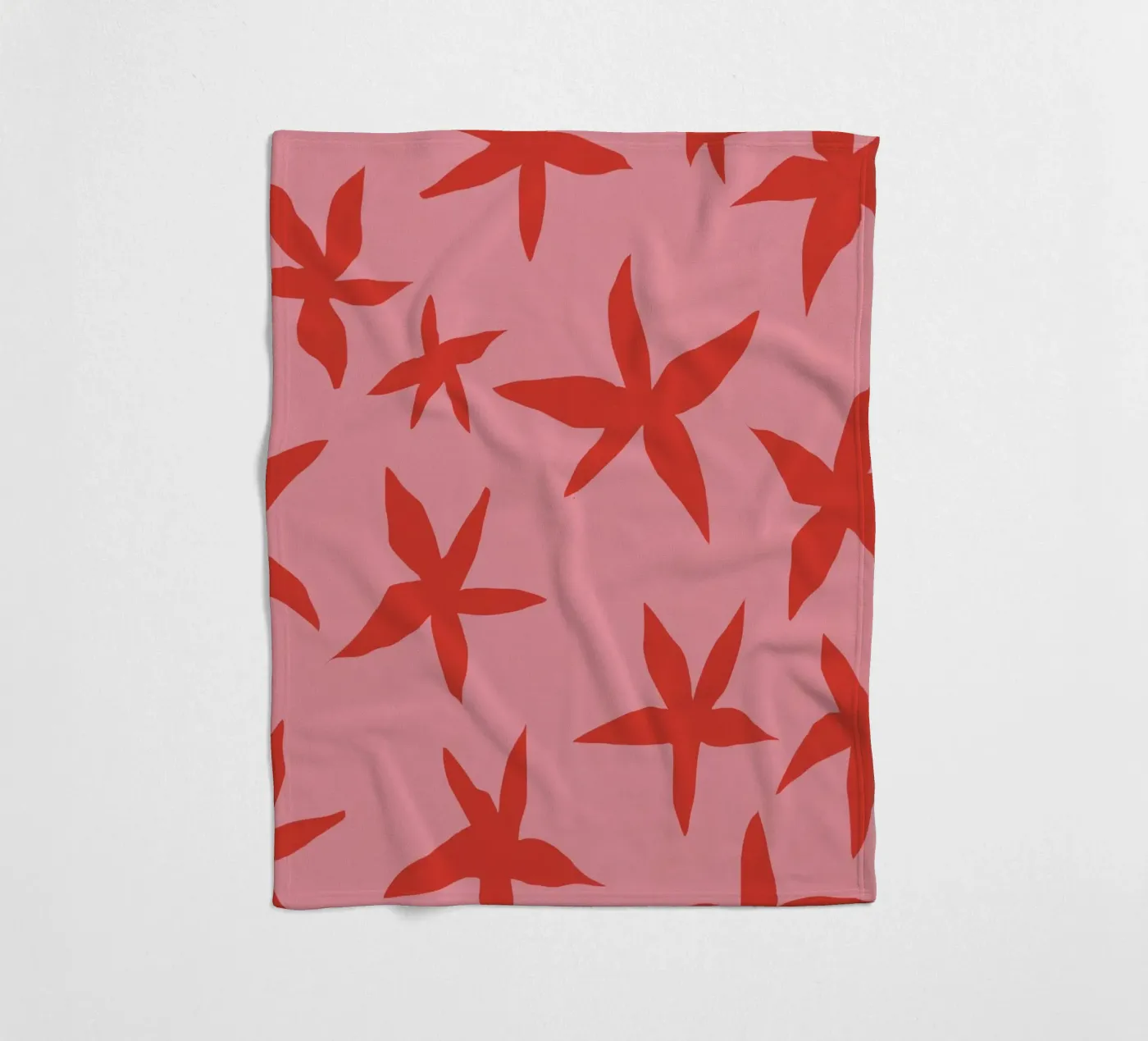 Botanical pattern 17 Fleecedecke von Little Dean