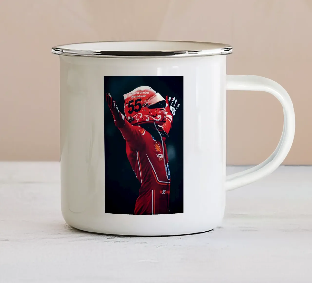 Carlos Sainz Jr. tazza in smalto da Low poly art