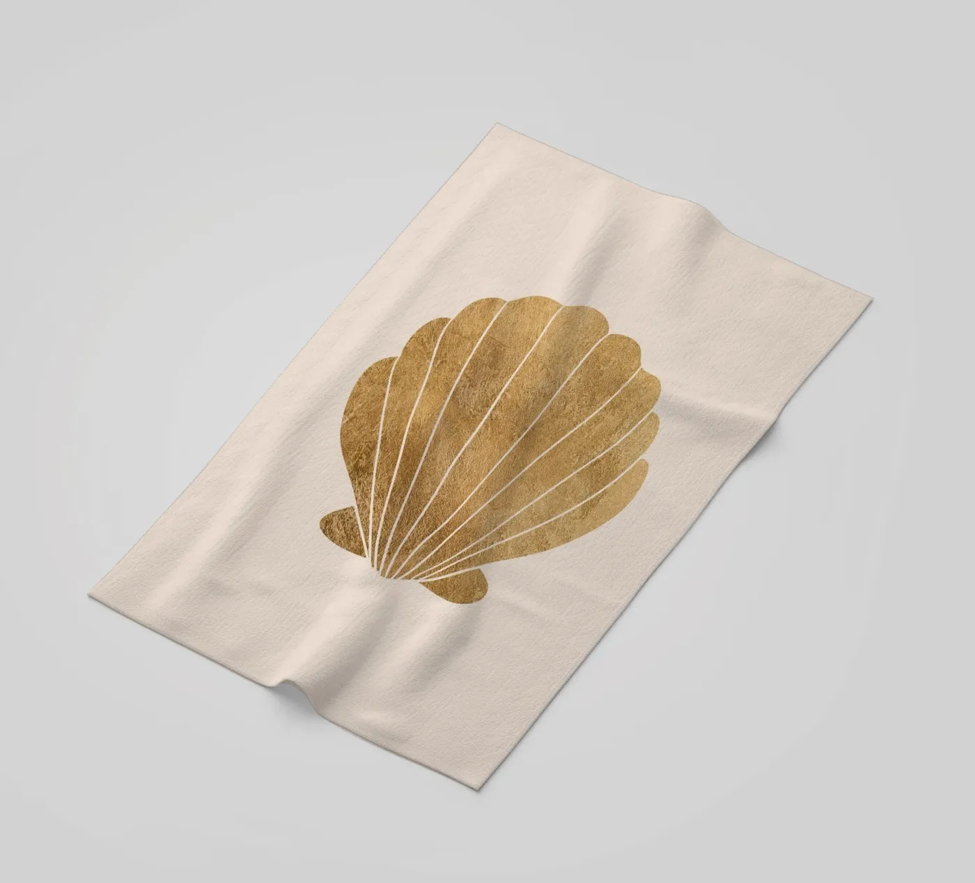 Gold clam shell telo mare da GraceDigitalArtCo