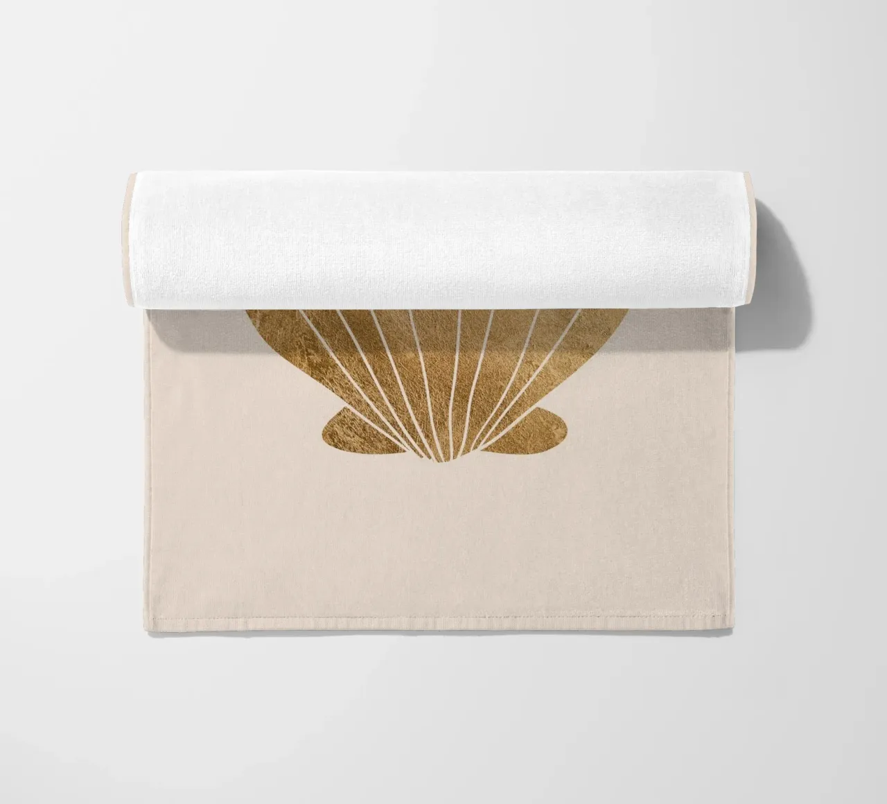 Gold clam shell telo mare da GraceDigitalArtCo