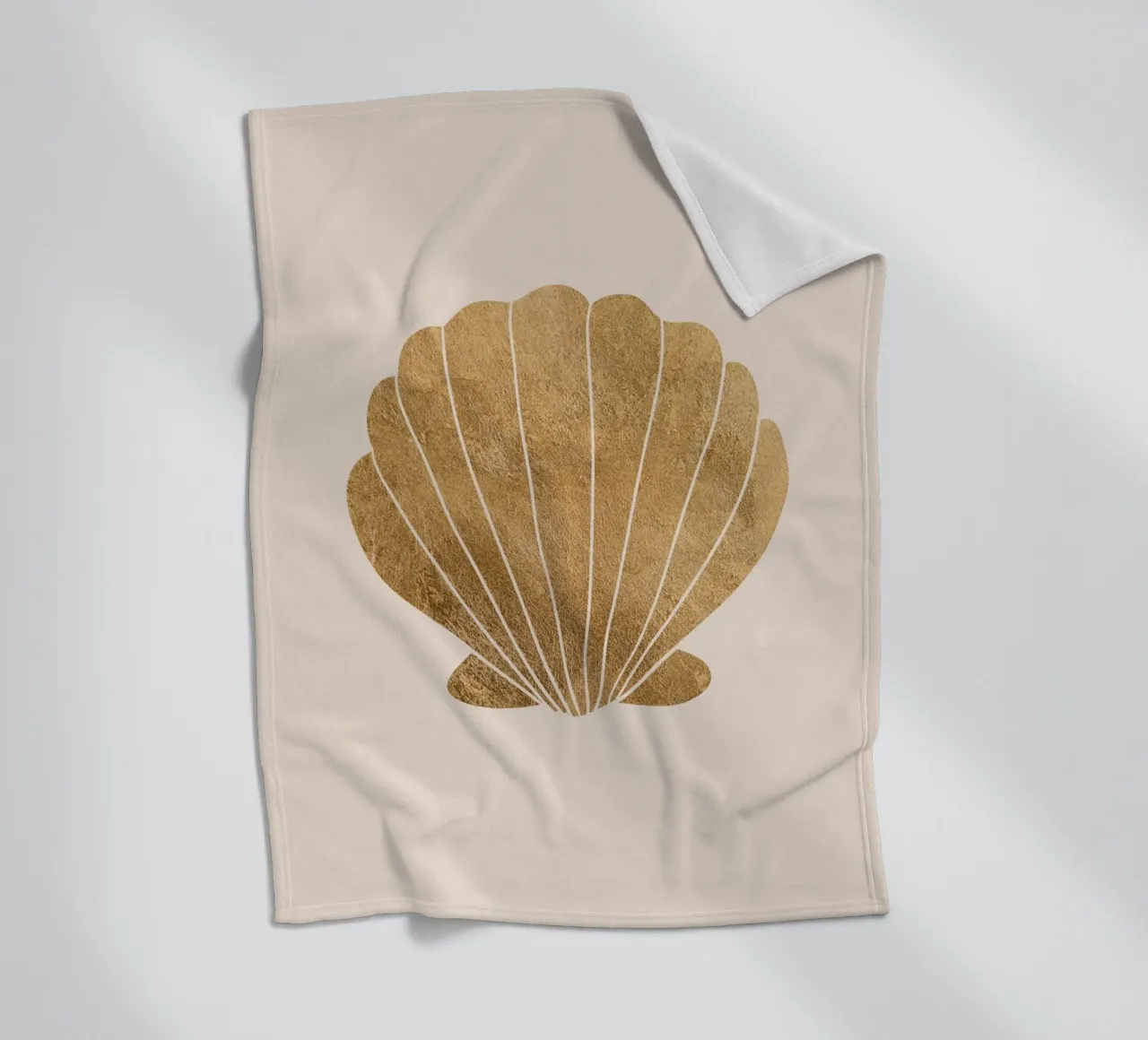 Gold clam shell coperta in pile da GraceDigitalArtCo