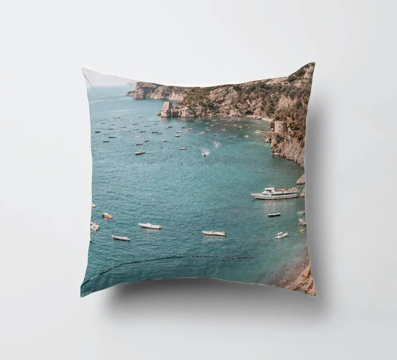 Positano Beach View cuscino da GraceDigitalArtCo