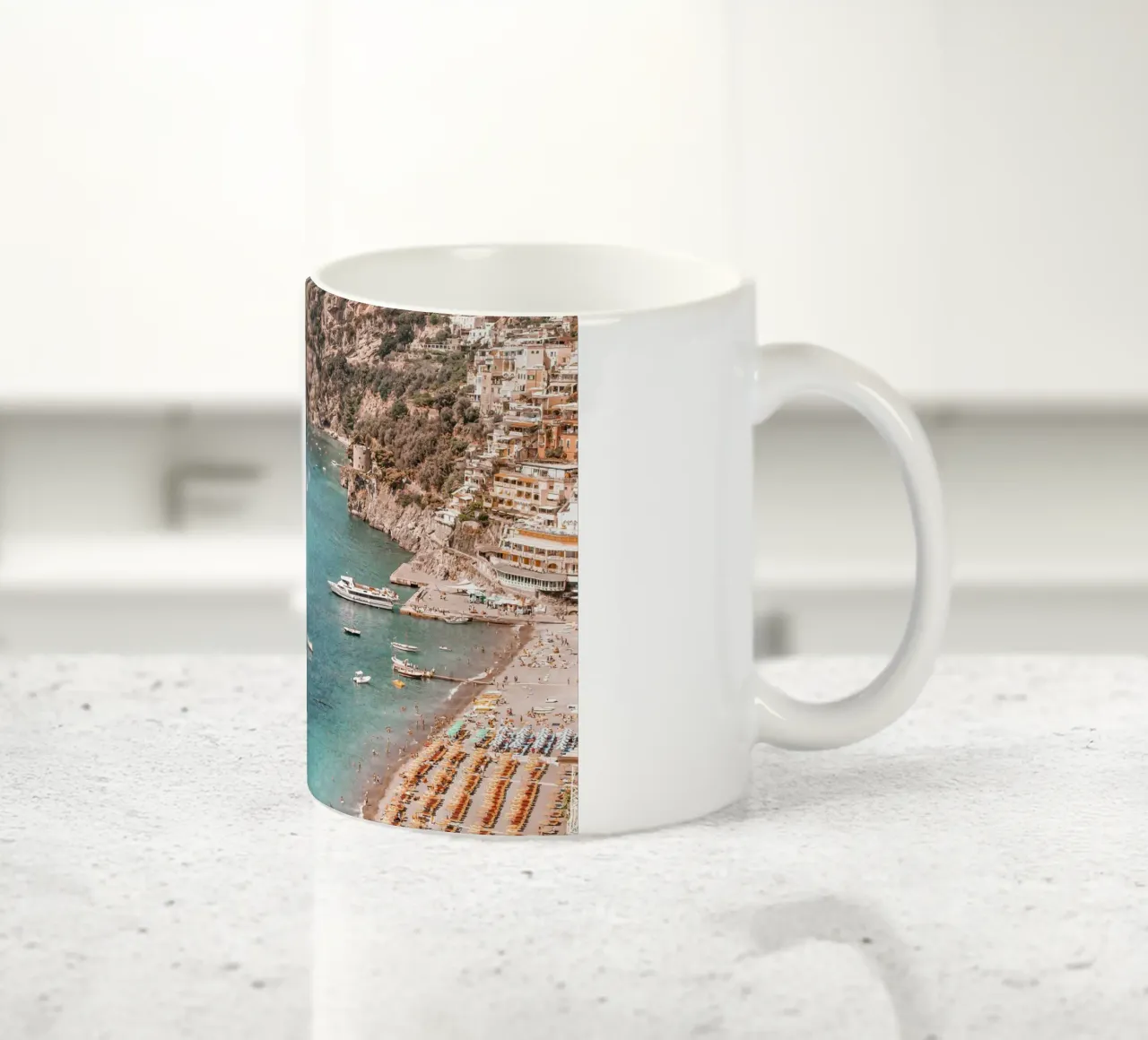 Positano Beach View tazza in ceramica da GraceDigitalArtCo