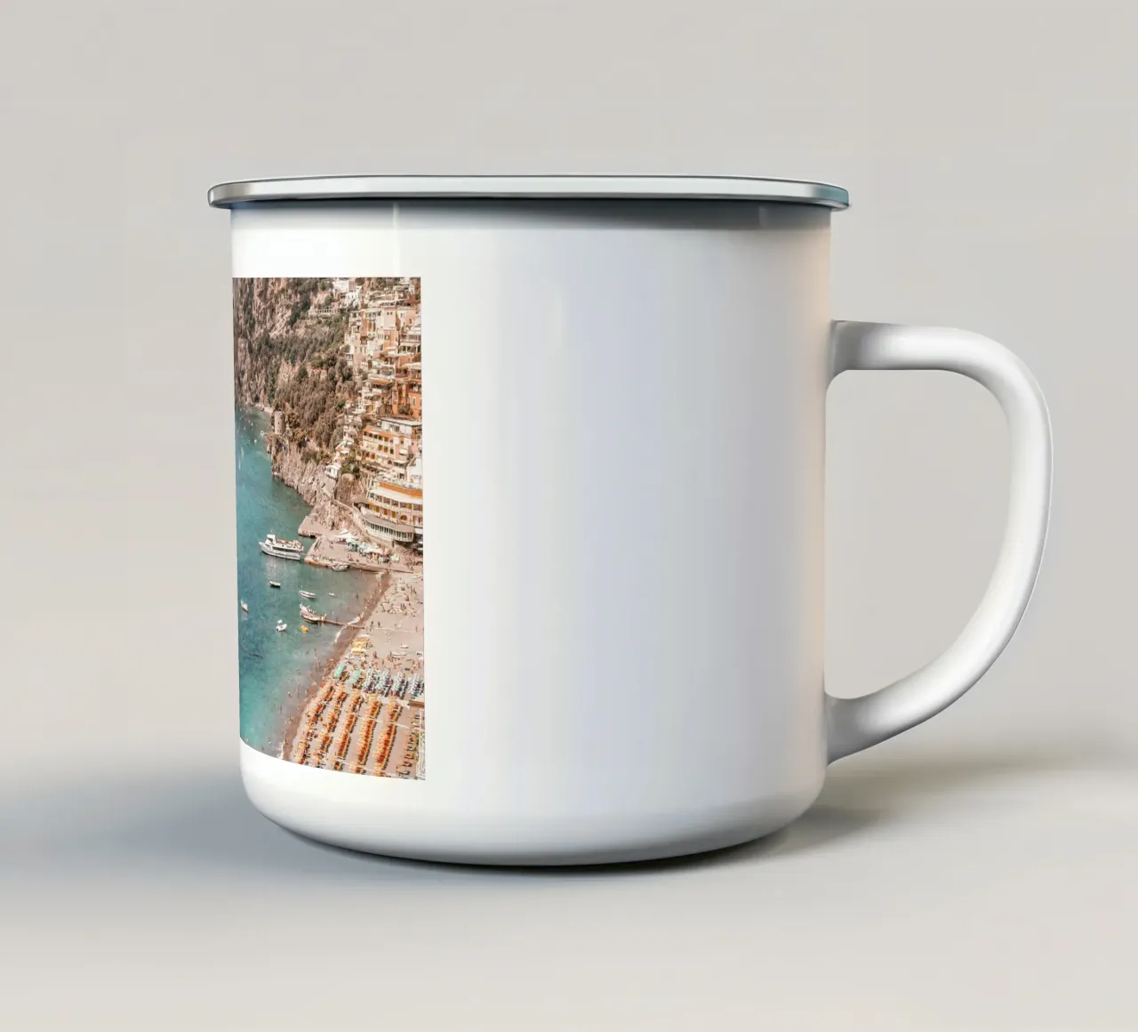 Positano Beach View tazza in smalto da GraceDigitalArtCo