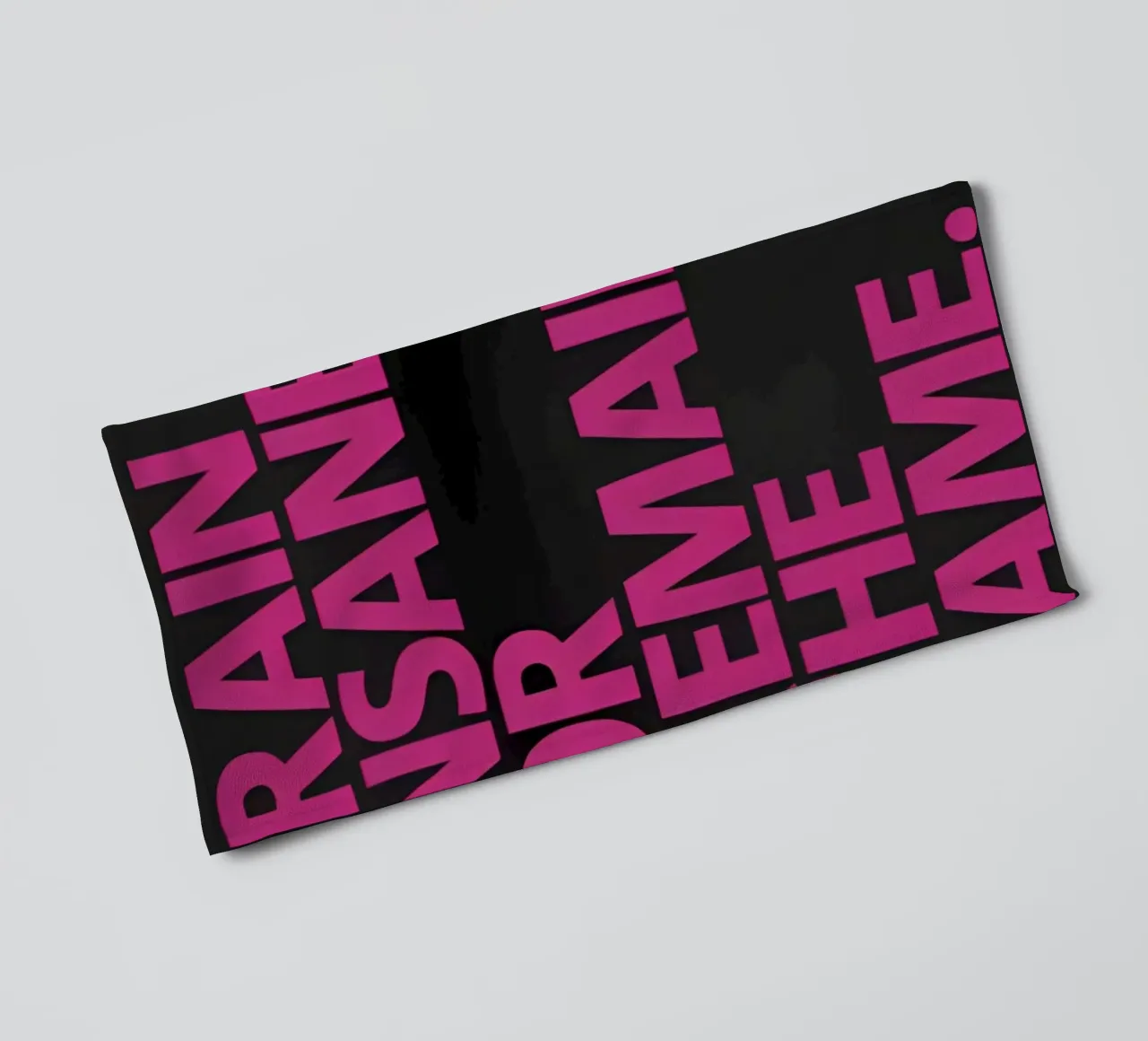 Train Insane Or Remain The Same' asciugamano da bagno da Type & Tape