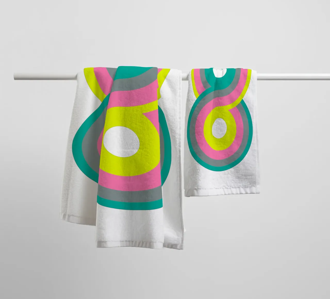 Infinity 2 towel by Metron