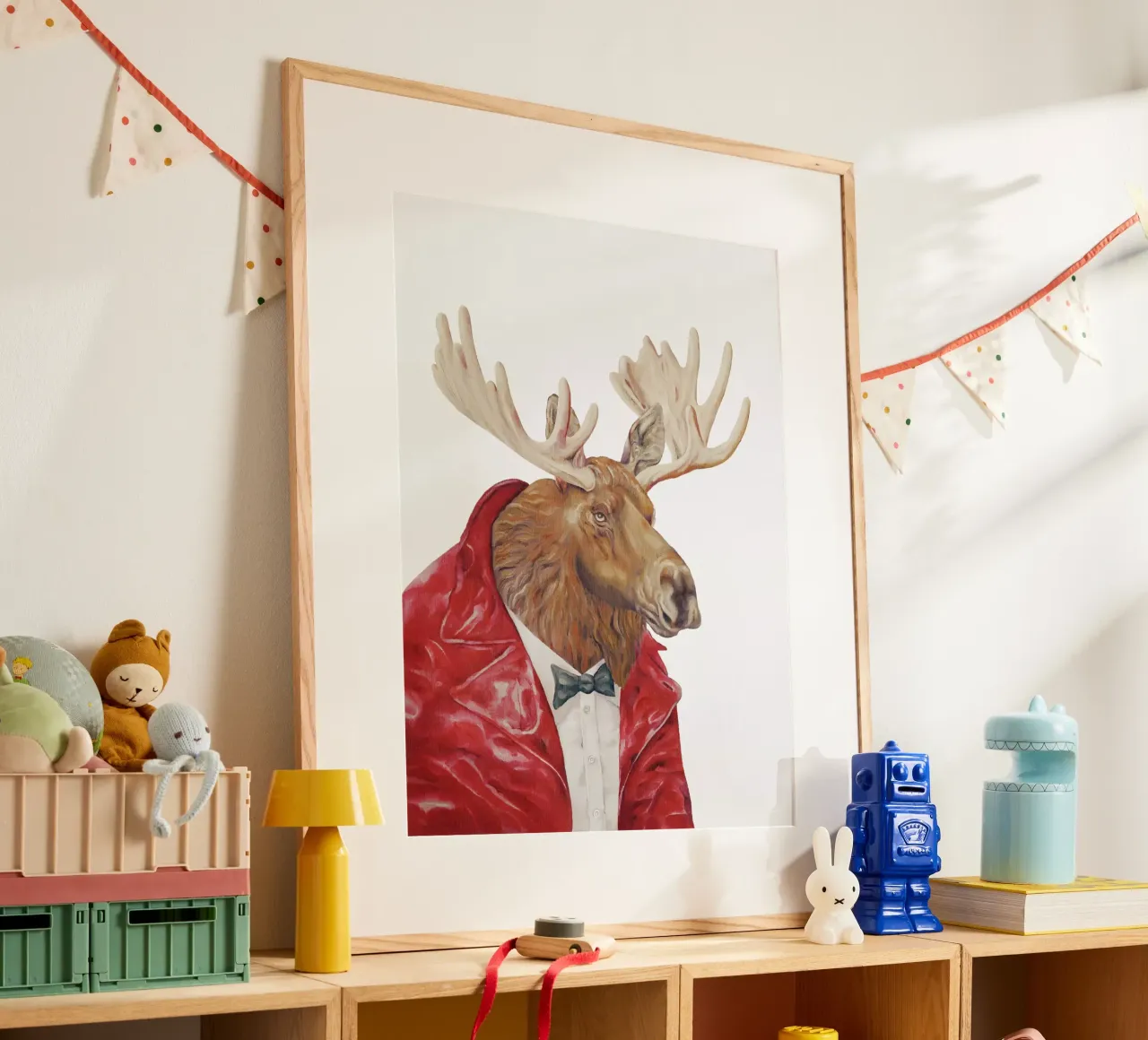 Alce in pelle - Alce marrone poster con telaio in legno da Animal Crew