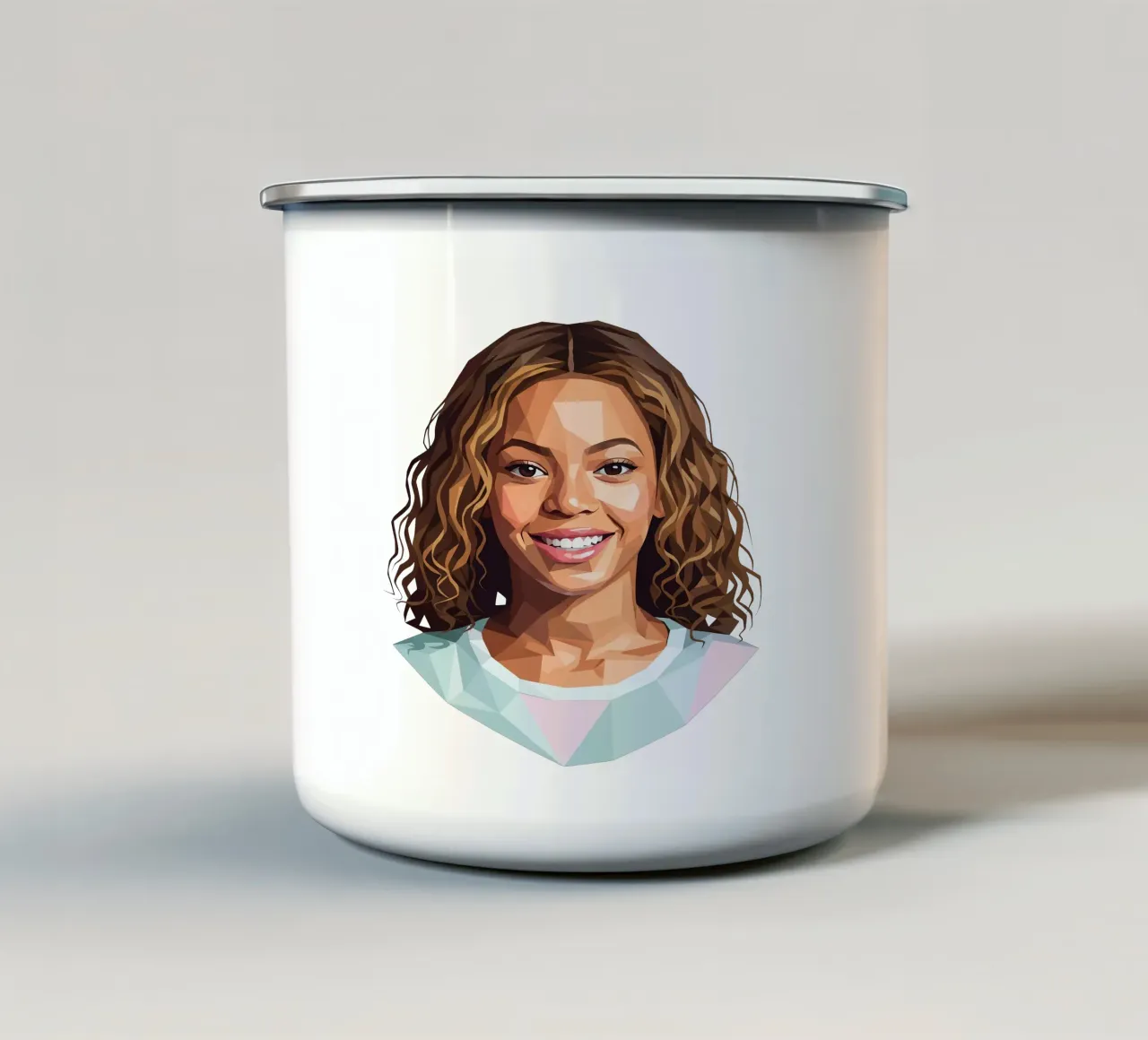 Beyoncé Lowpoly tazza in smalto da Low Profile