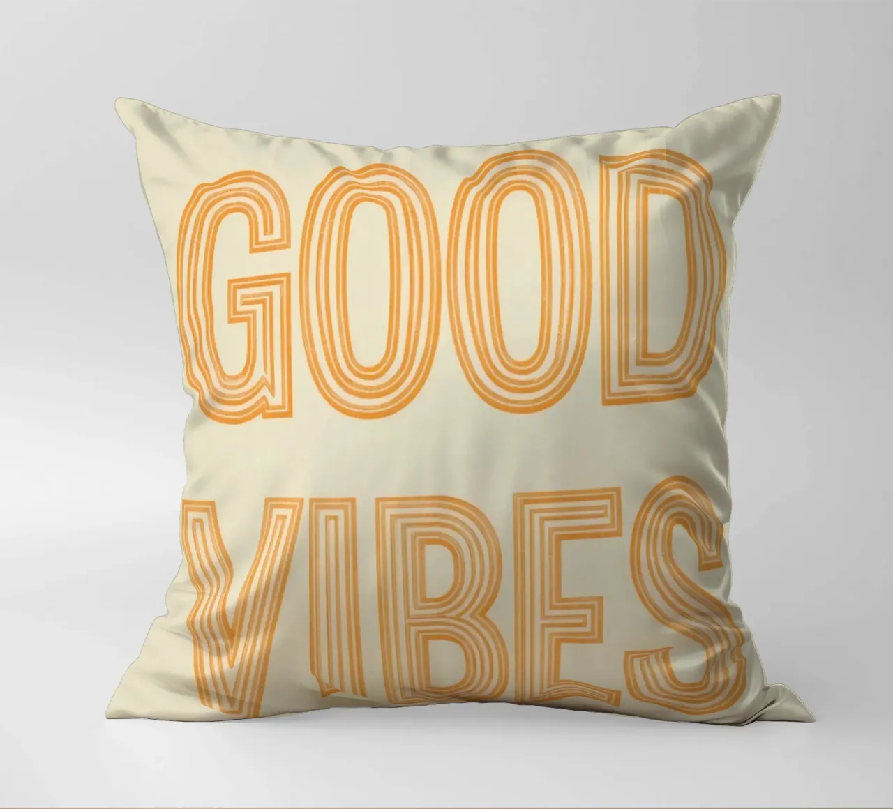 Grafica Good Vibes solo in arancione cuscino da DesignDoodle