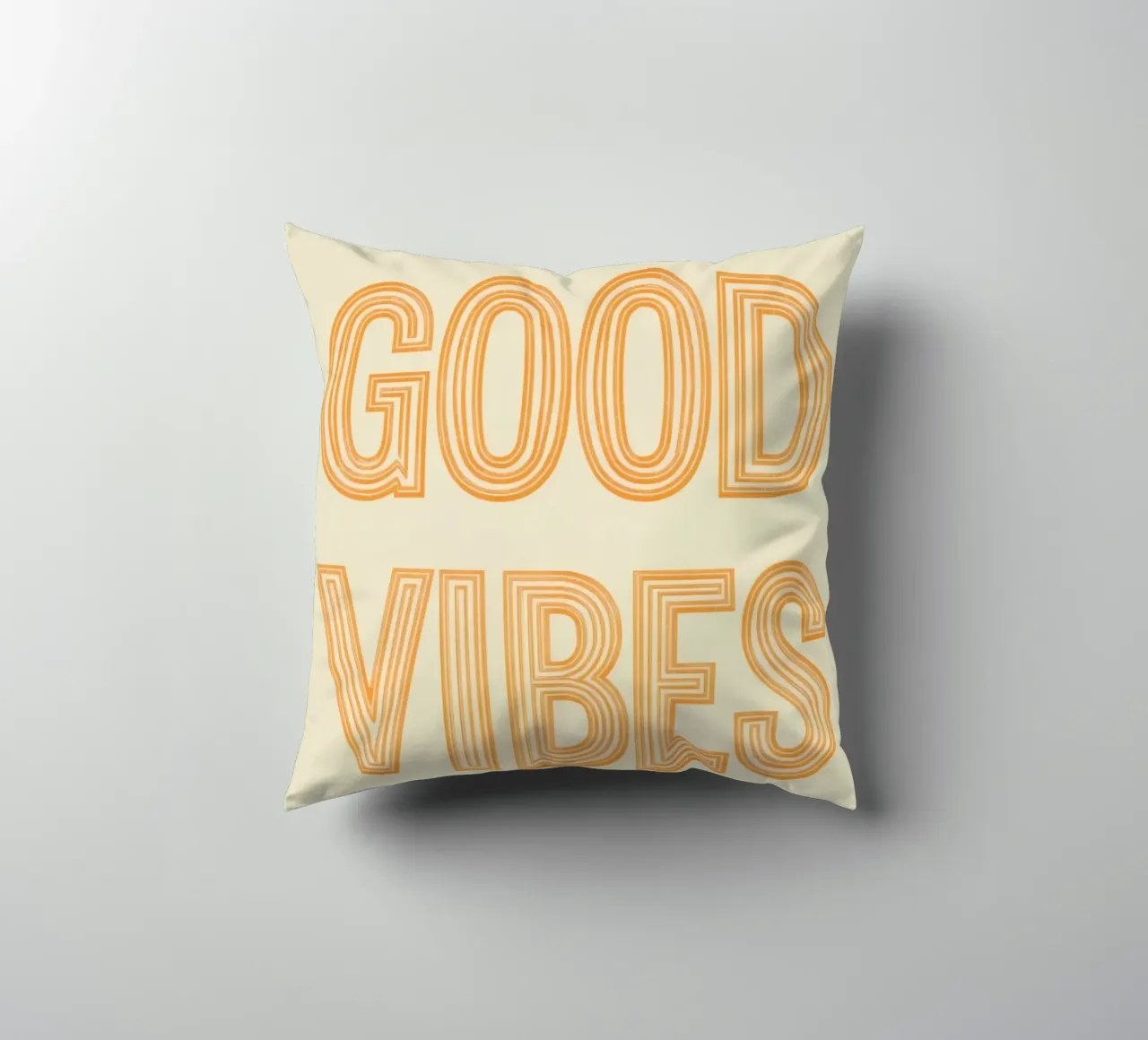 Grafica Good Vibes solo in arancione cuscino da DesignDoodle