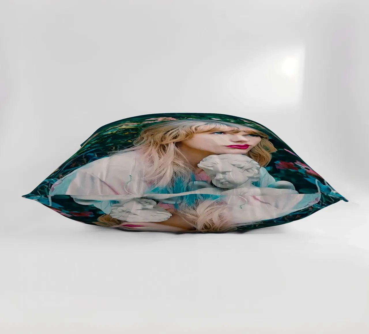 Taylor Swift cuscino da Musadad Shop