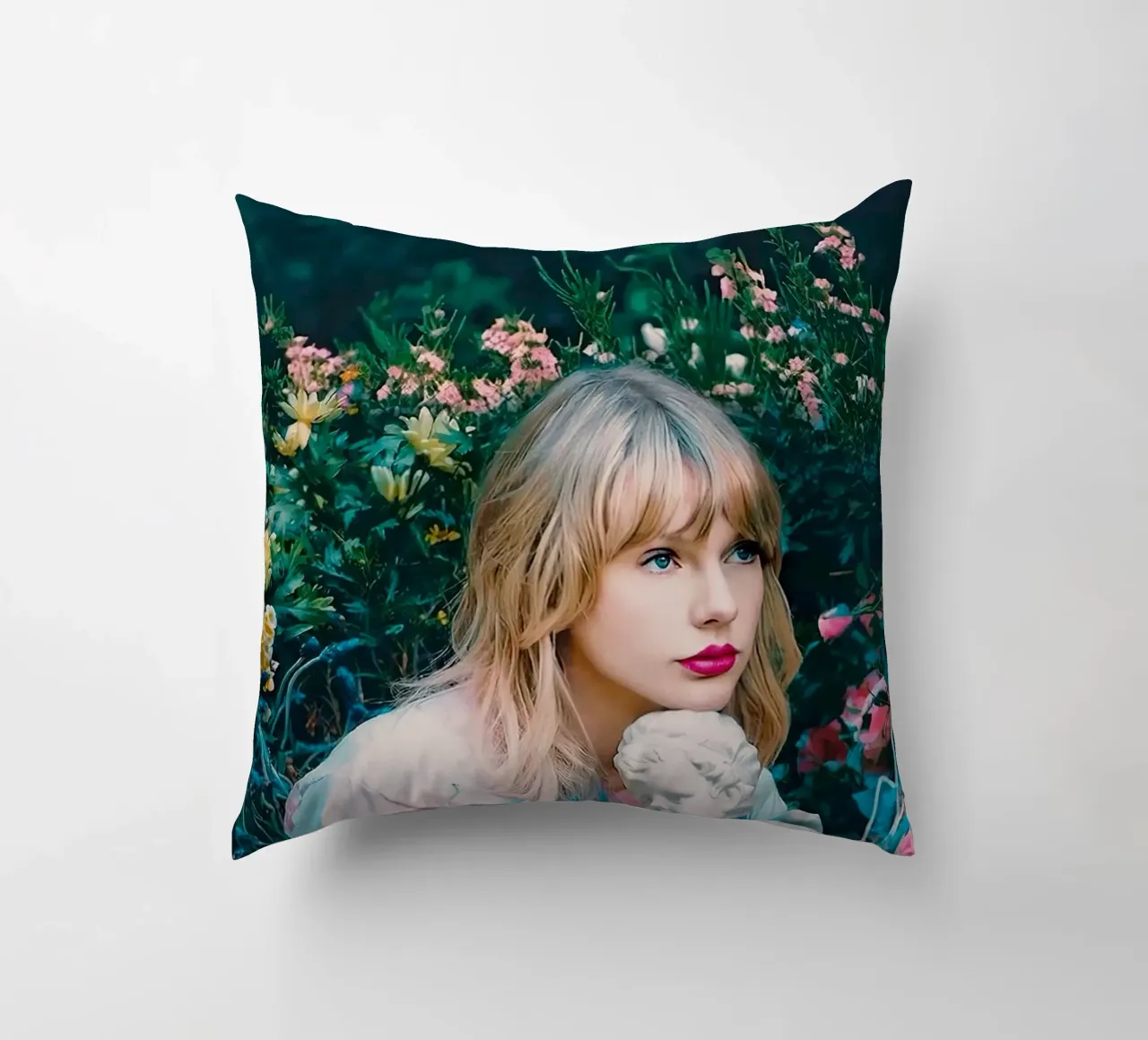 Taylor Swift cuscino da Musadad Shop
