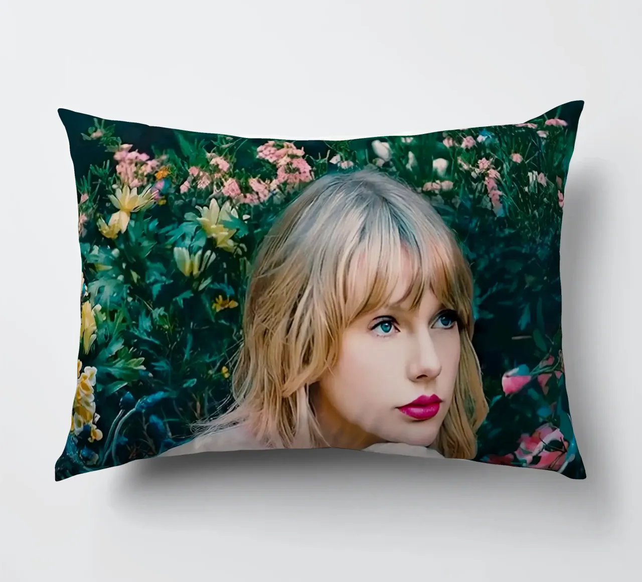 Taylor Swift cuscino da Musadad Shop
