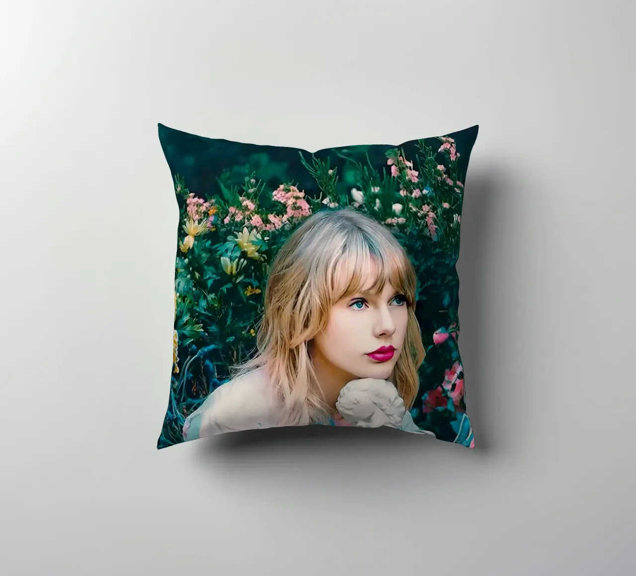 Taylor Swift cuscino da Musadad Shop