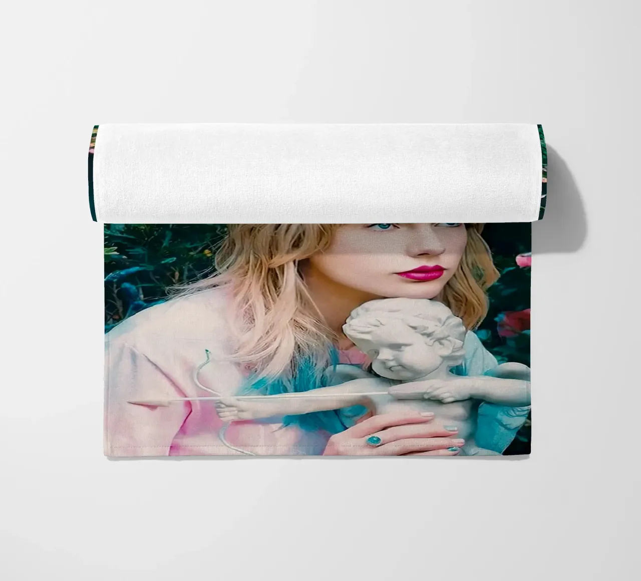 Taylor Swift telo mare da Musadad Shop