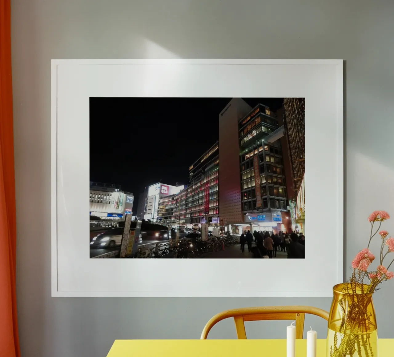 Shinjuku bei Nacht poster con telaio in plastica da dava
