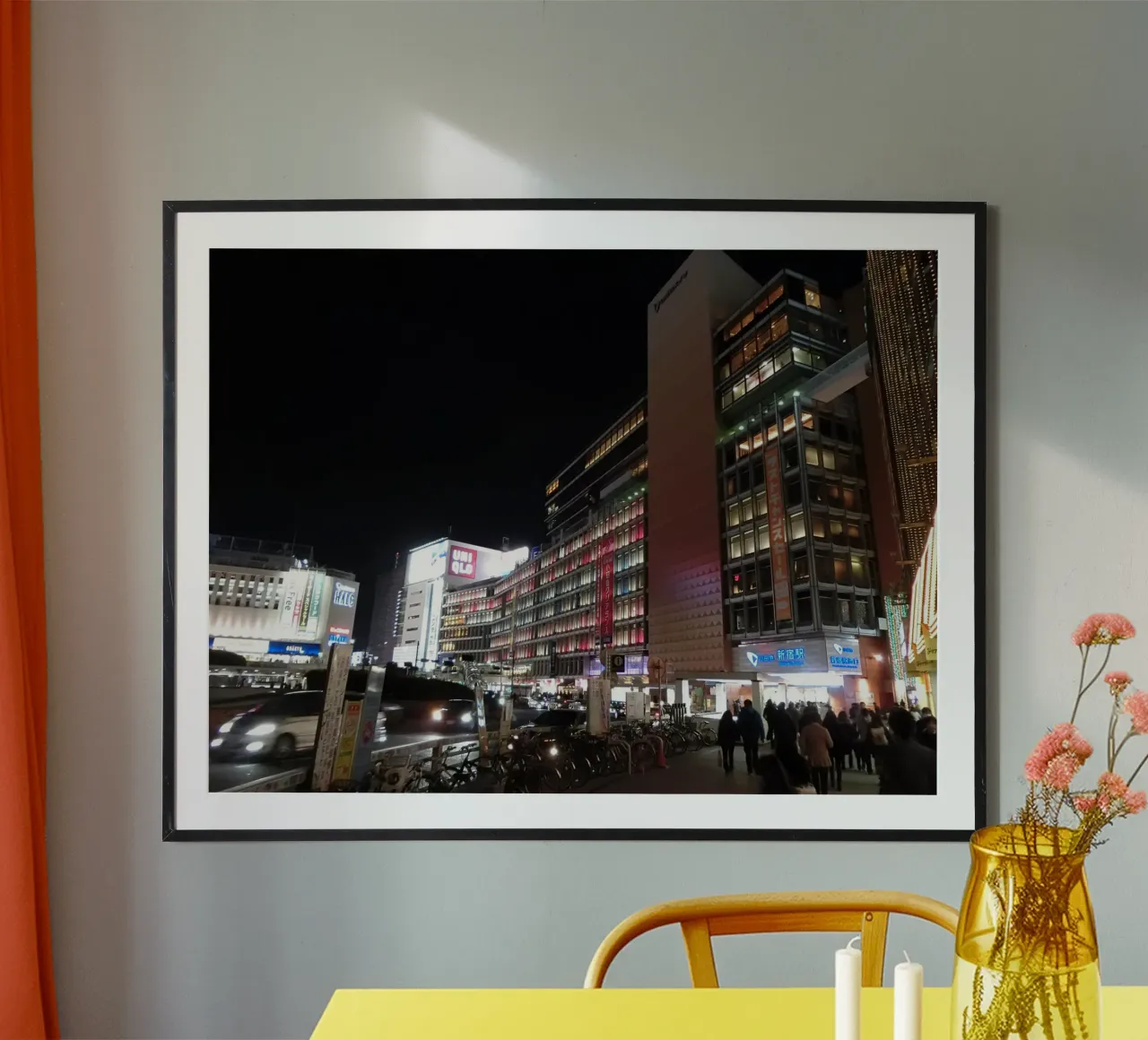 Shinjuku bei Nacht poster con telaio in plastica da dava