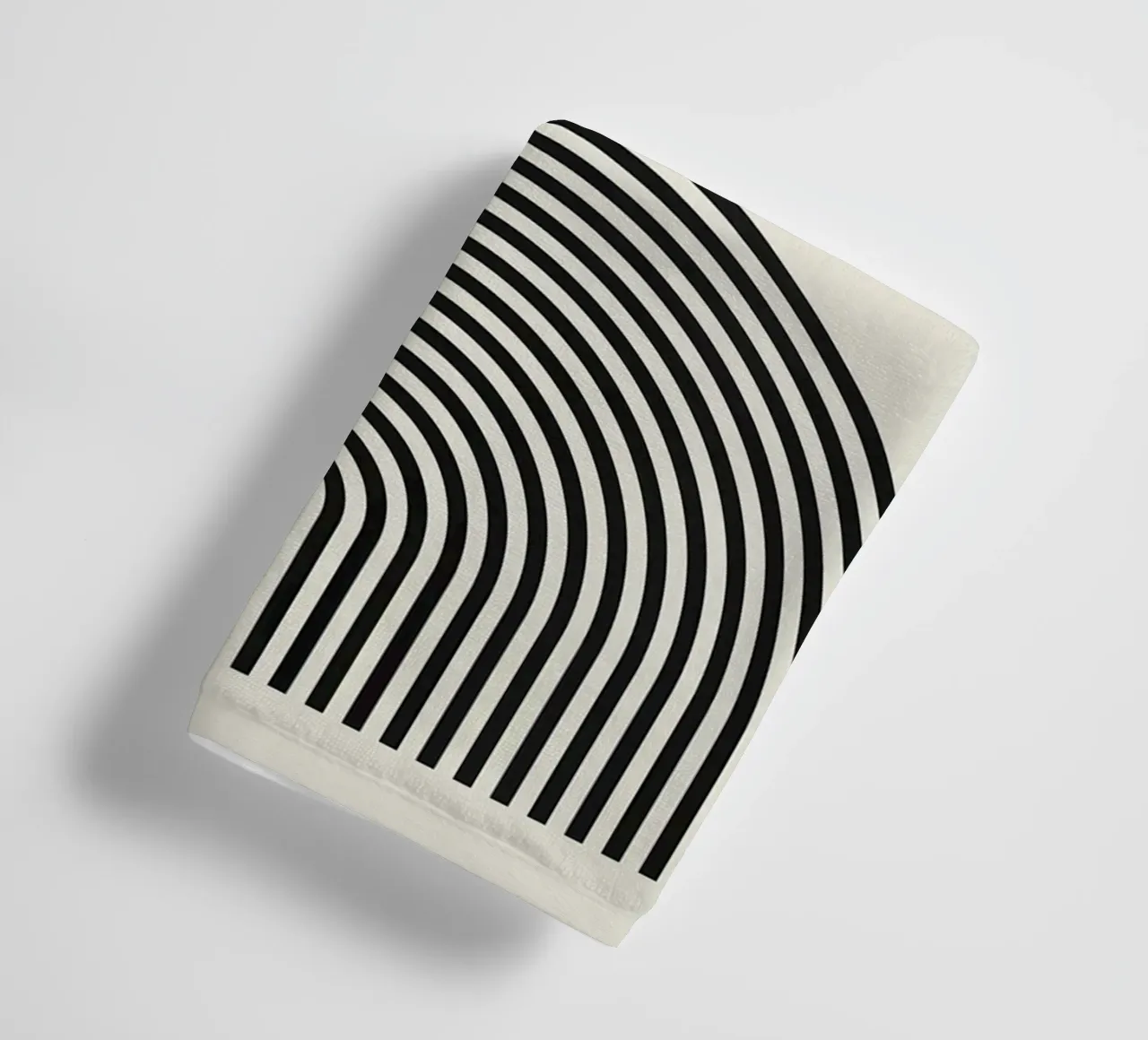 cerchio semicerchio forme geometriche in bianco e nero asciugamano da bagno da Patrick M Gerber