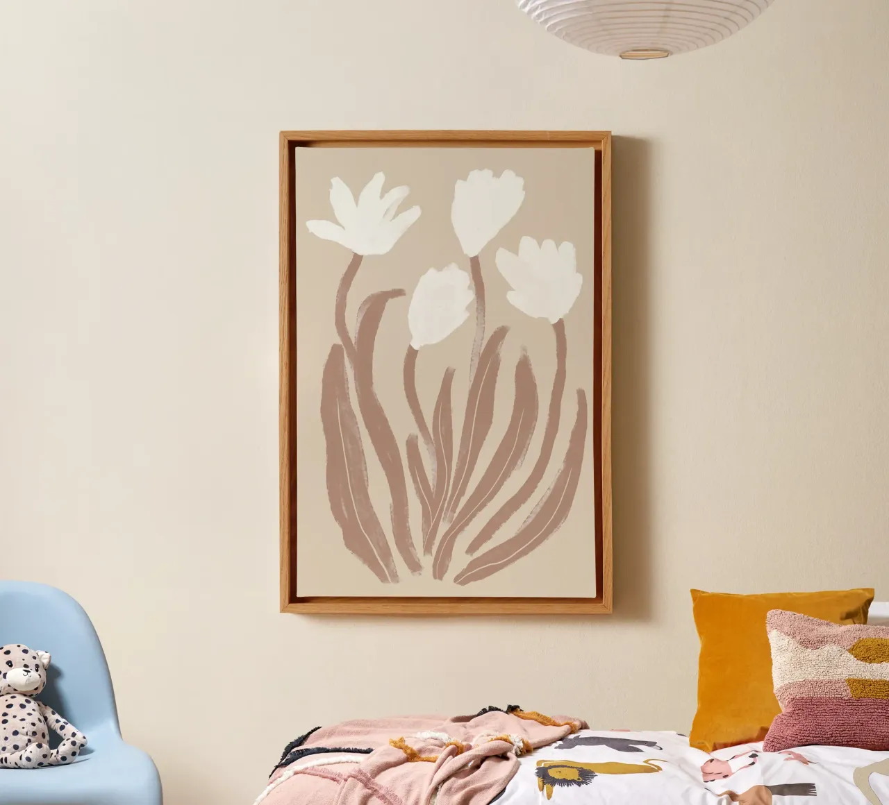 Abstracte witte bloemen met bruine bladeren canvas met Baklijst van Melloi Art Print