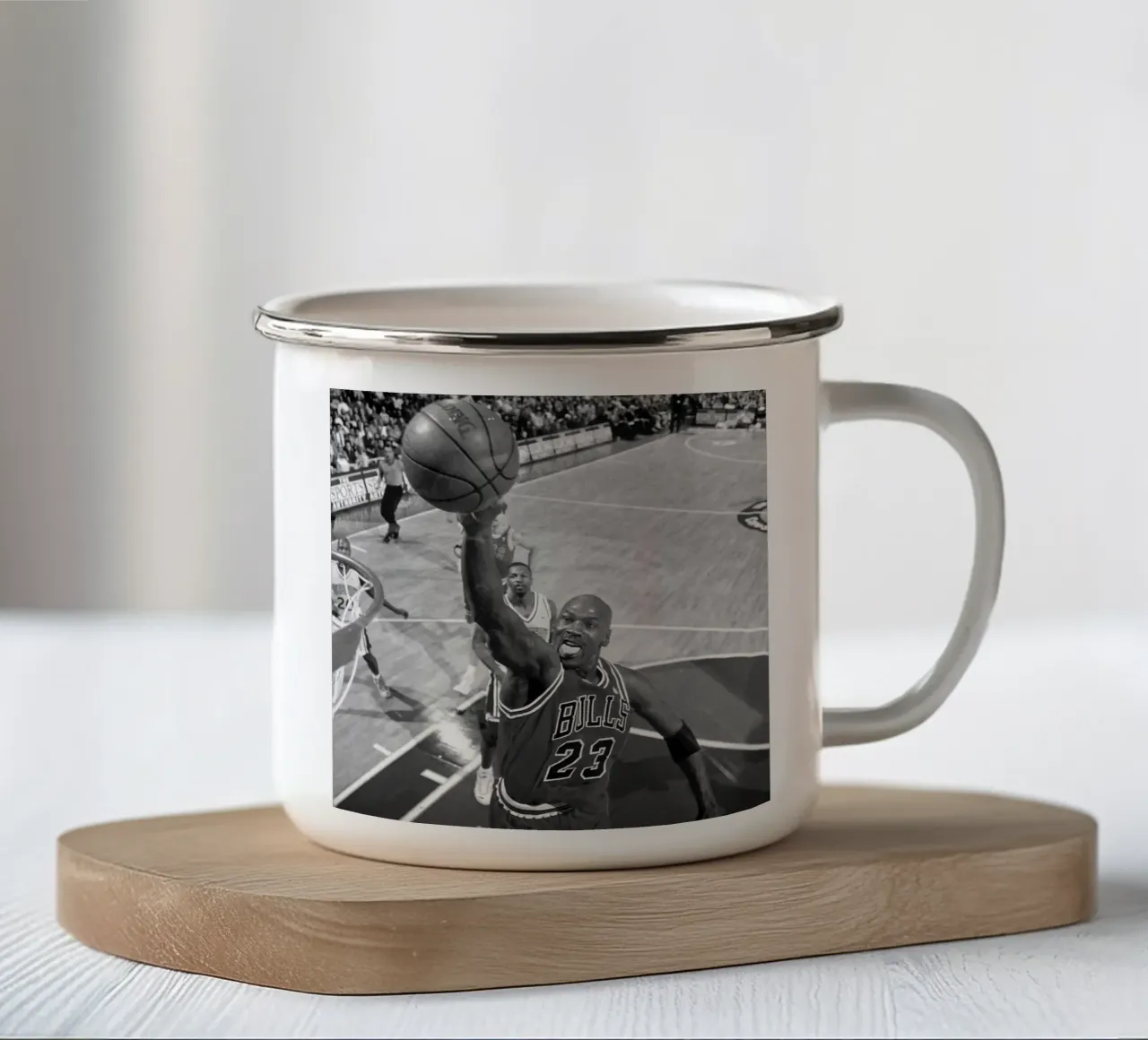 Momento epico Jordan Bw tazza in smalto da FAKE ARTWORK STORE