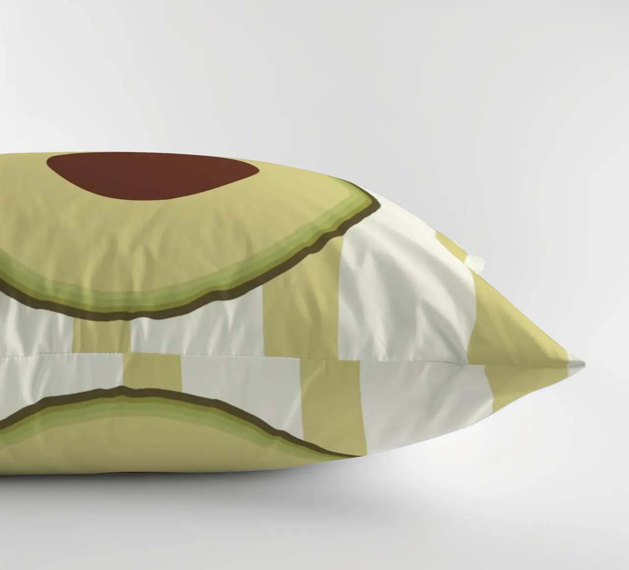 Avocado Slice cuscino da Attaboy Dsgn