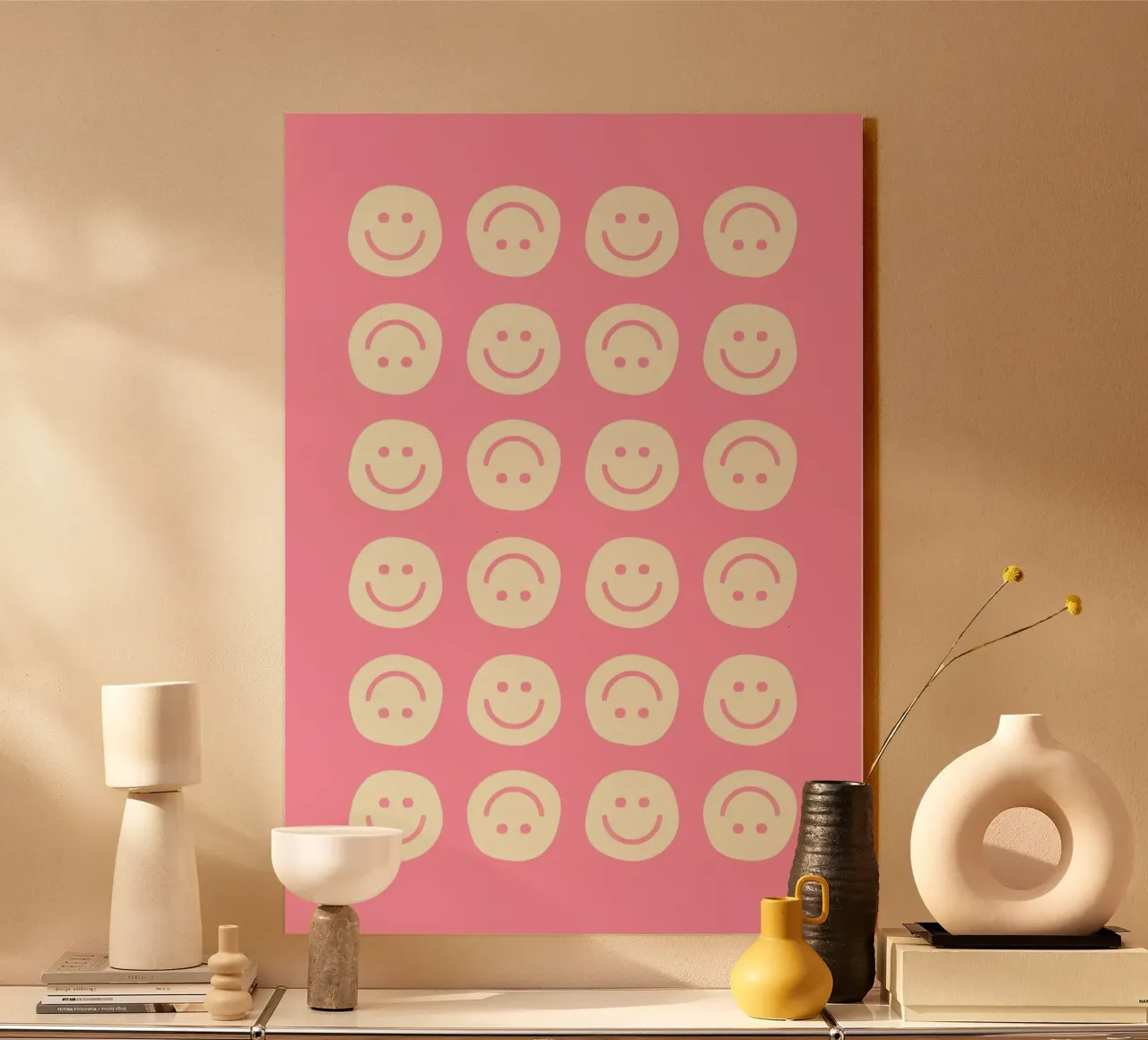 Pink Smiley plexiglass da Attaboy Dsgn