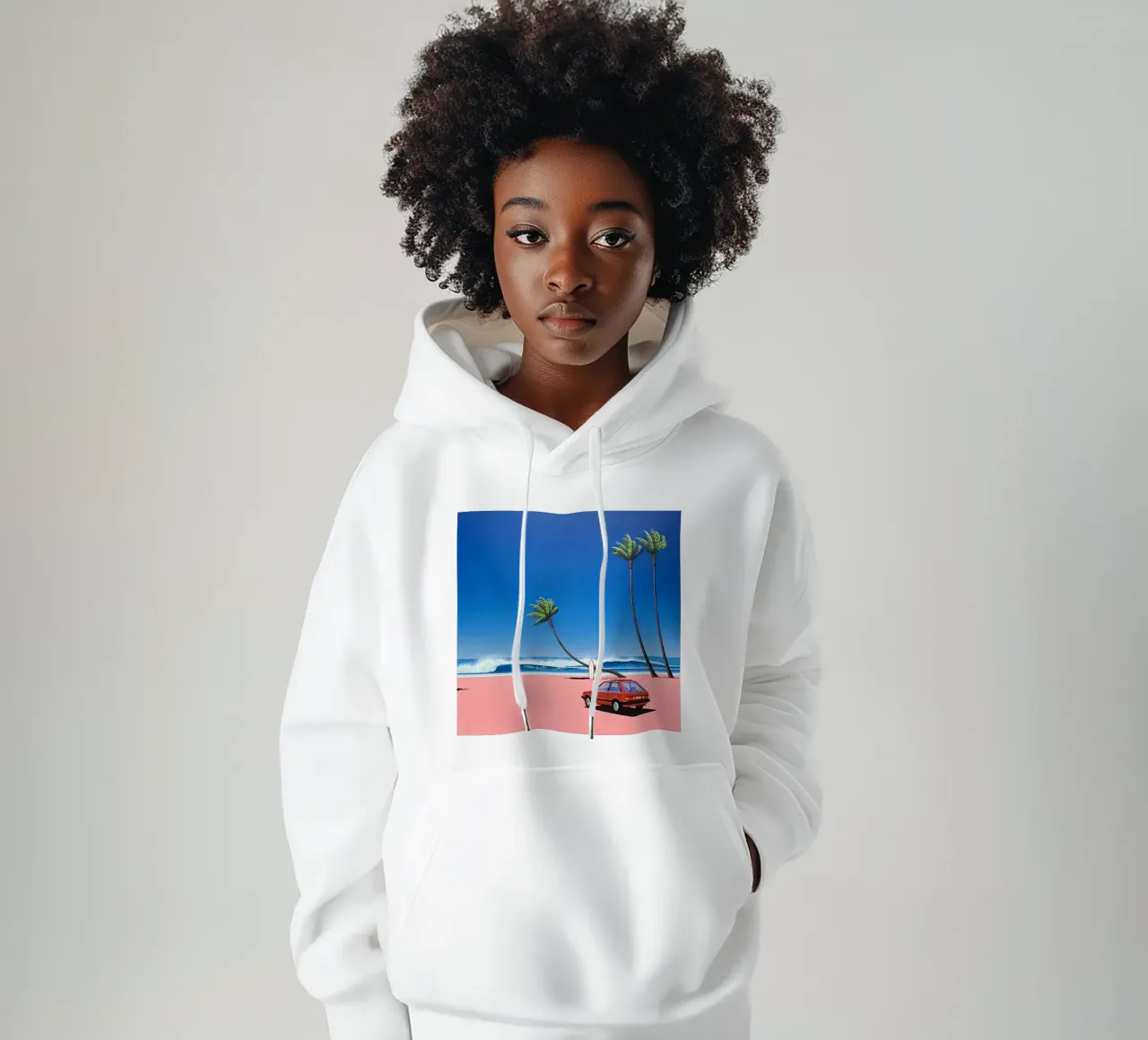 Auto rossa su una bella spiaggia felpa con cappuccio da HKS JAPANESESTORE