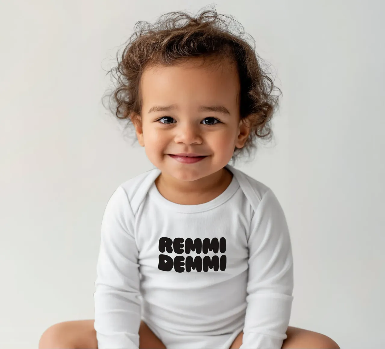 Remmi Demmi long-sleeve baby romper by Verplanungsagentur