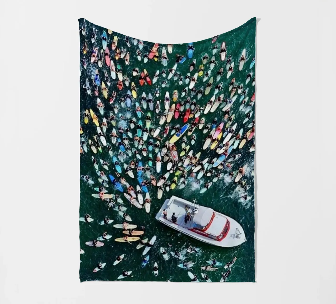 Raduno in mare - Slim Aarons coperta in pile da The Poster UK