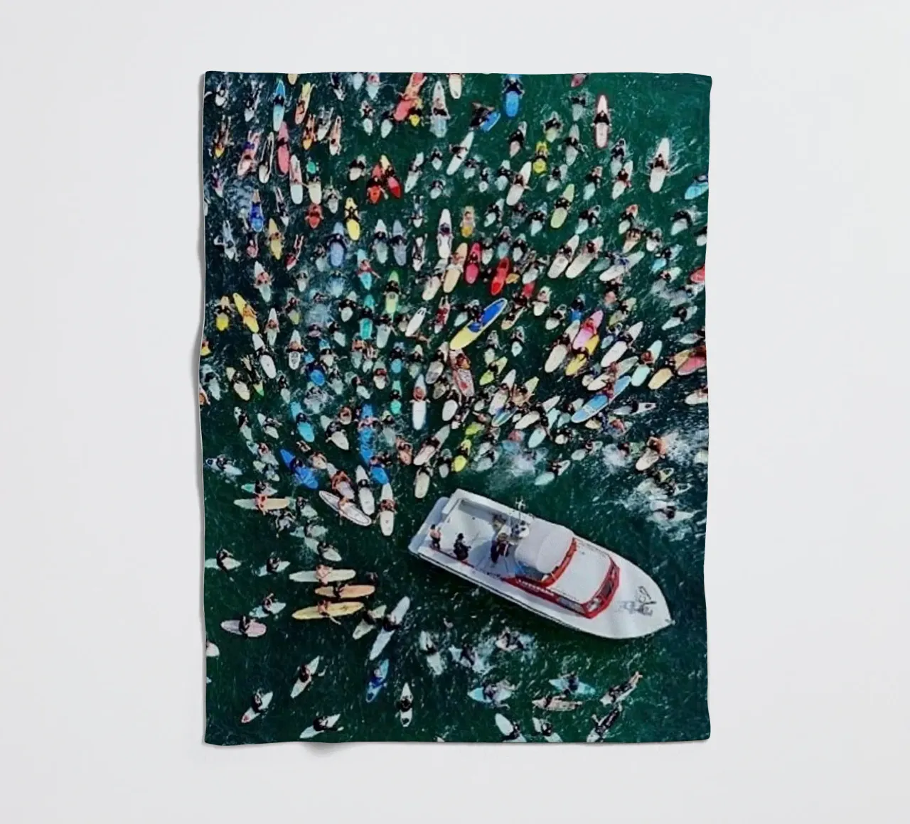 Raduno in mare - Slim Aarons coperta in pile da The Poster UK