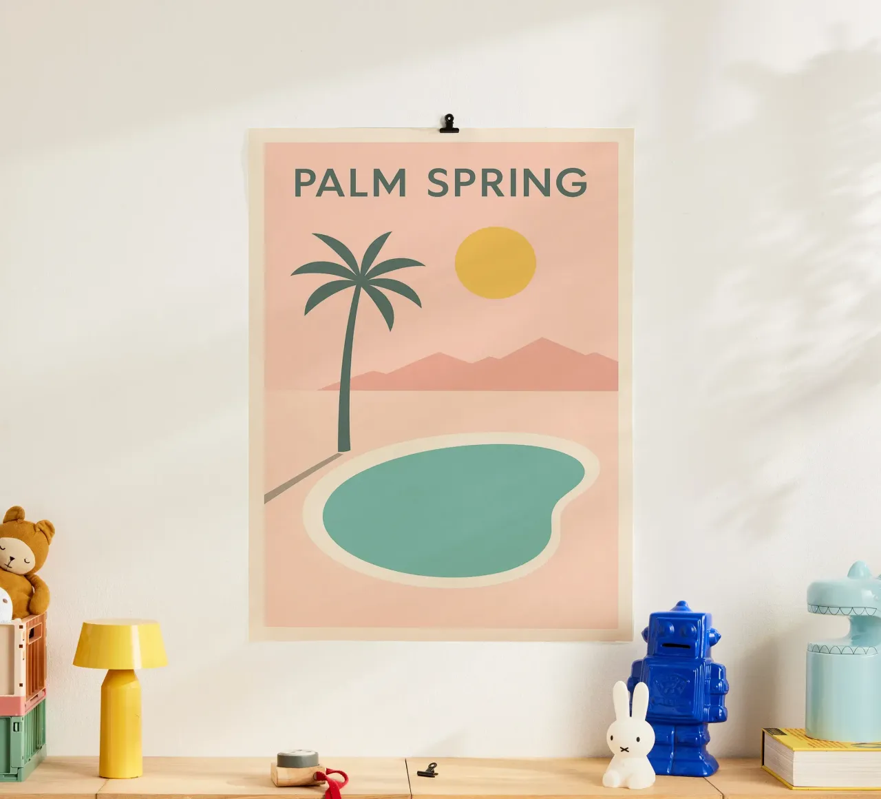 Affiche Minimaliste Palm Spring – Piscine et Soleil poster con telaio in plastica da JETLAG | affiches voyage