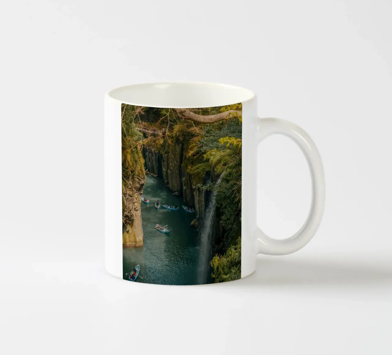 Gola di Takachiho a Miyazaki, Giappone tazza in ceramica da Marcel Bisig