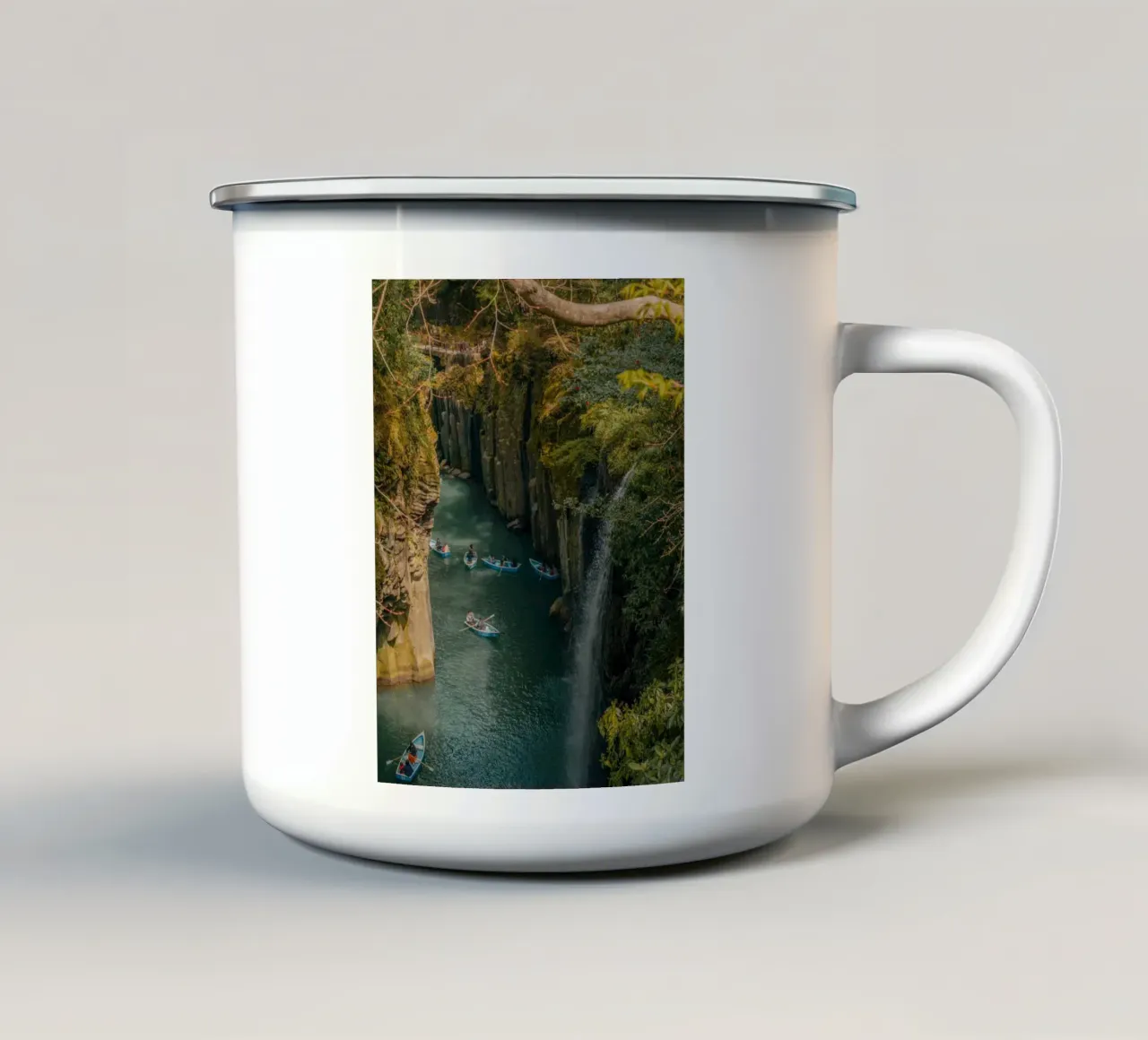 Gola di Takachiho a Miyazaki, Giappone tazza in smalto da Marcel Bisig