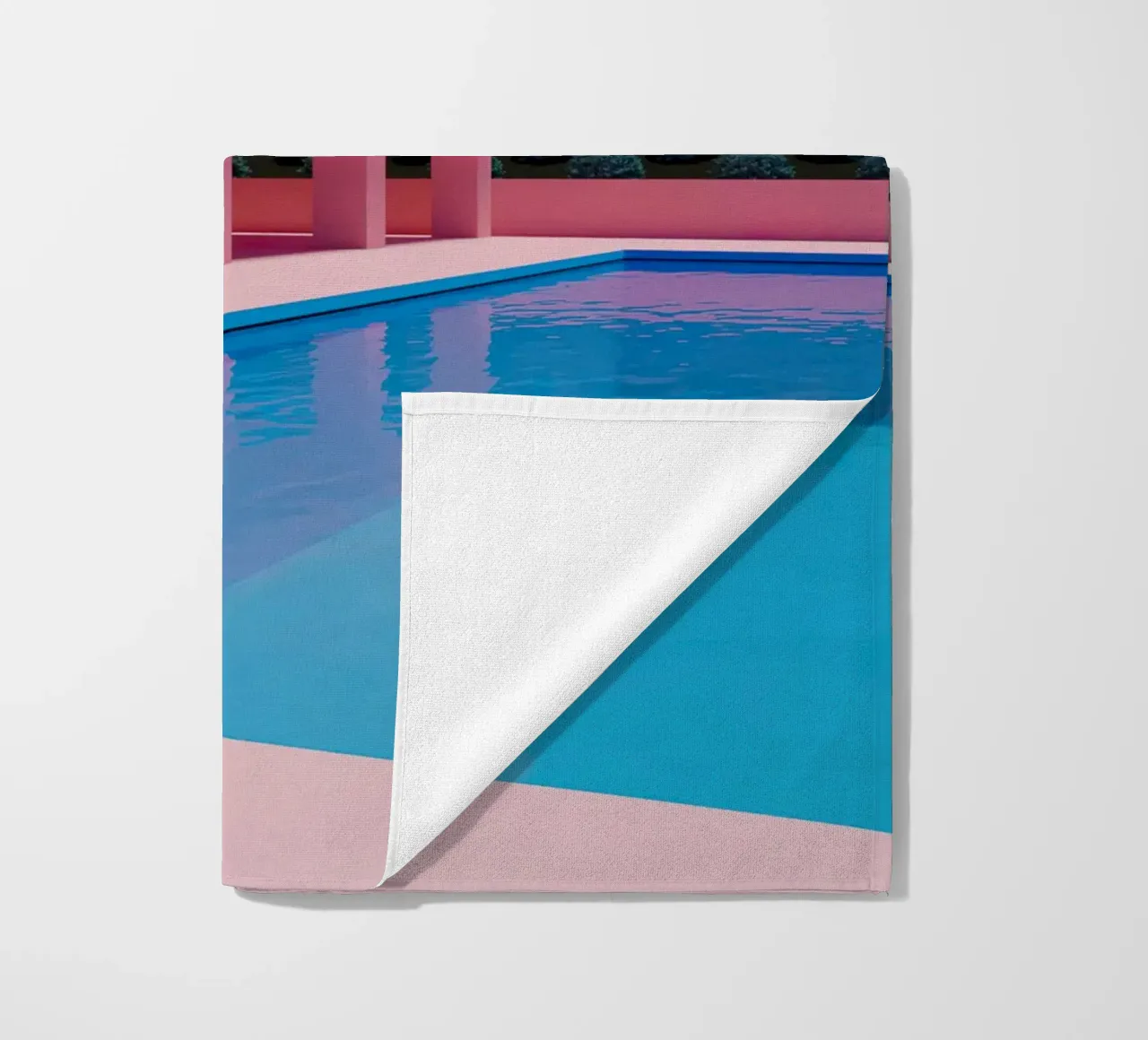 Liminal Pool Pink Building telo mare da Leonard Barreiro