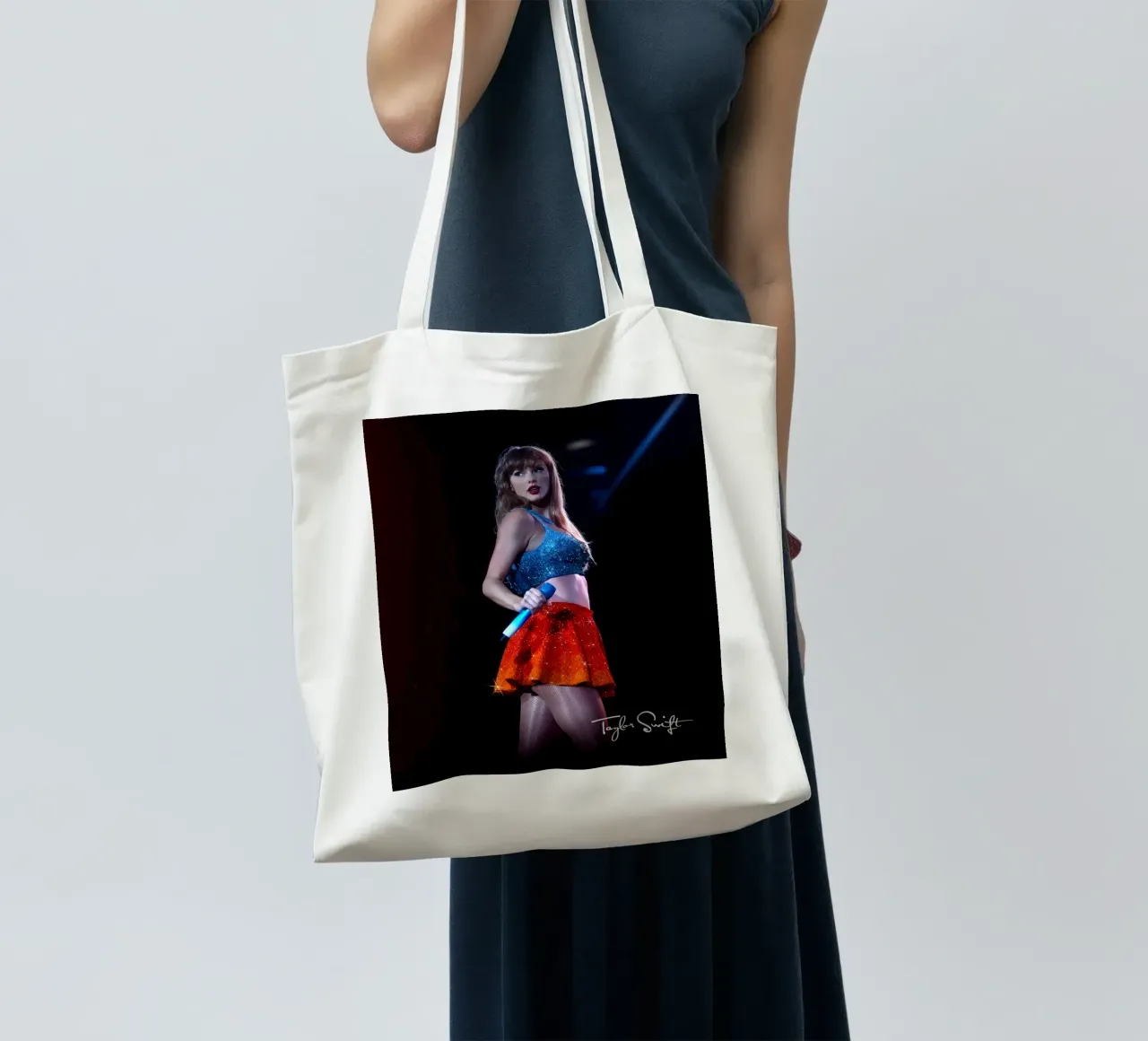 Taylor Swift perfom borsa in juta da AudioLibrary