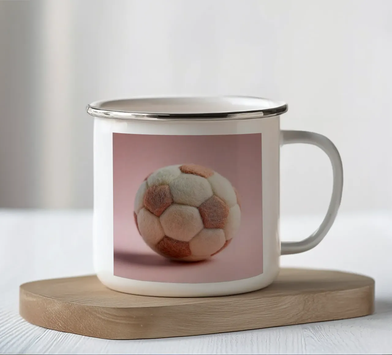 Pallone da calcio soffice tazza in smalto da Motivate-Today