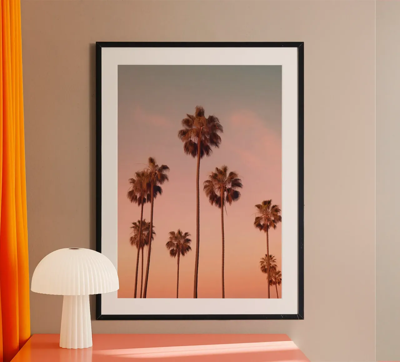 Pink Palms poster con telaio in plastica da lennytravers