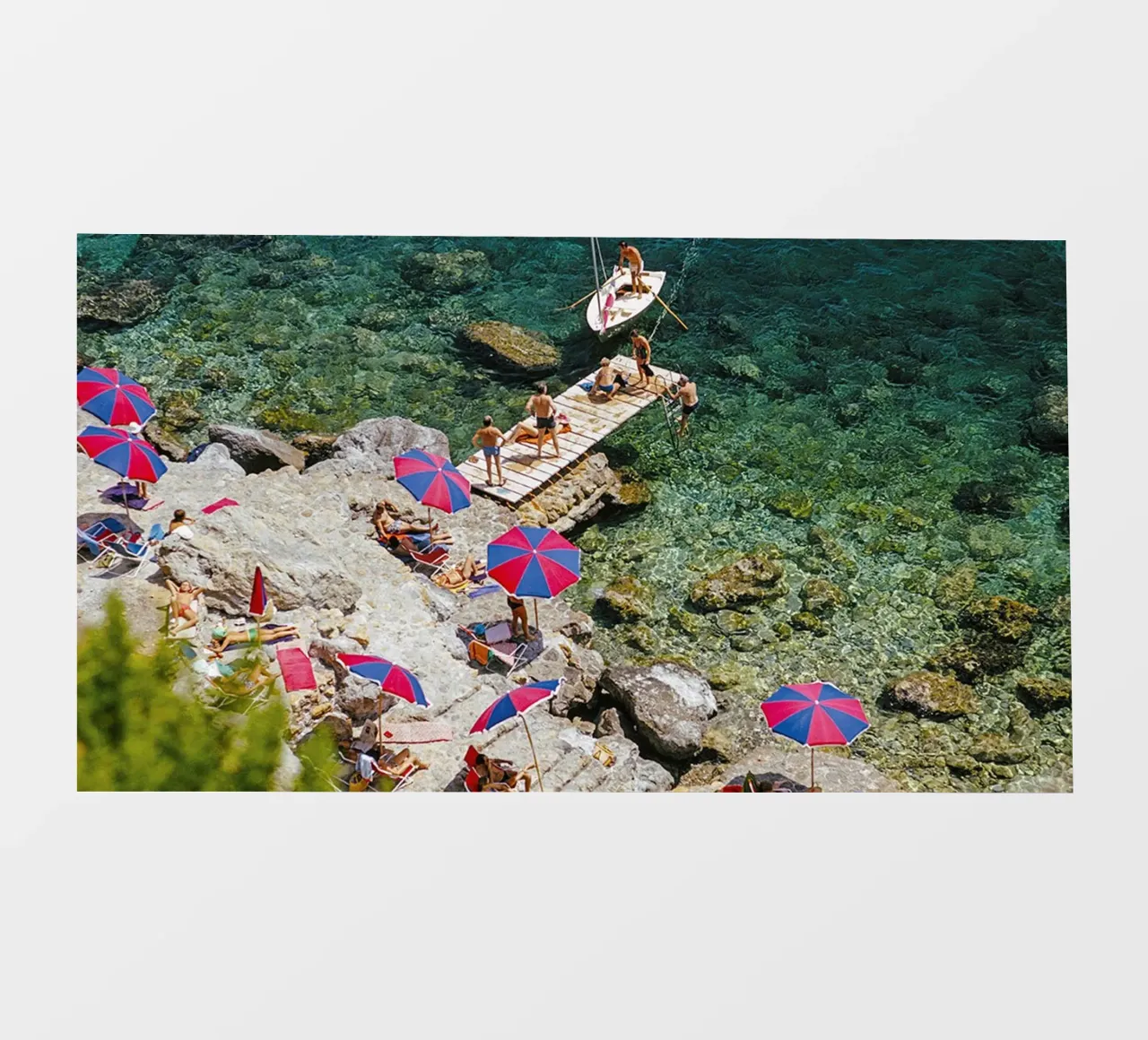 Sulla spiaggia pellicola backlit da The Poster UK