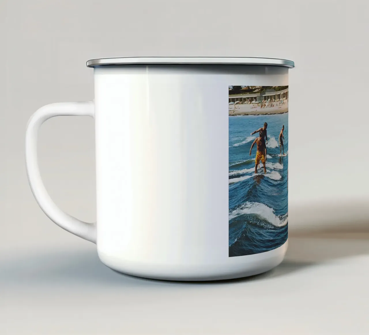 Surf tazza in smalto da The Poster UK