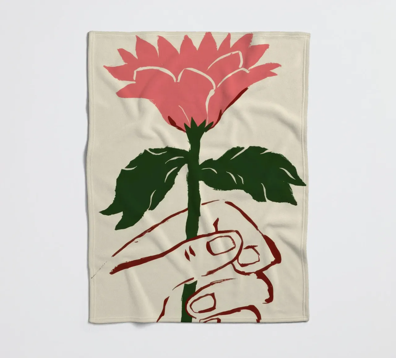 Mano che tiene un fiore rosa coperta in pile da Lyra Glaze